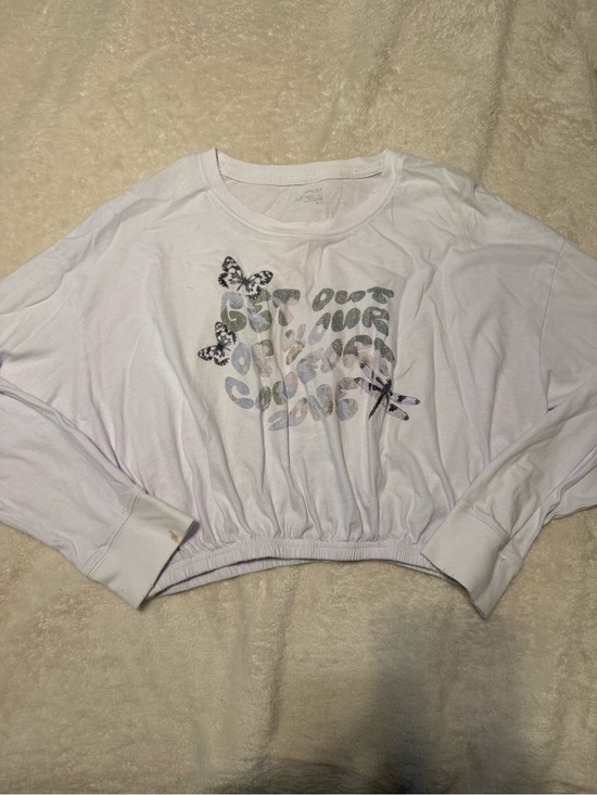 aerie Tops - Offline by Aerie White Cropped Long Sleeve Top with Butterfly Graphic| size M